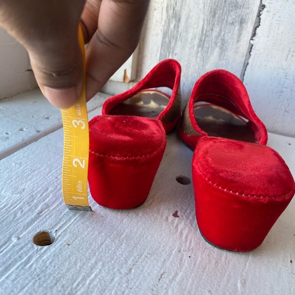 50s/60s Vintage red and gold “Nite Aires” slippers size 6 sku 4013 - Picture 4 of 6